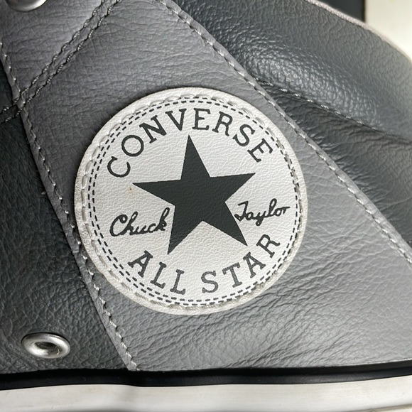 CONVERSE•CHUCK TAYLOR ALL STAR•GRAY LEATHER• MENS 10 - Picture 5 of 7